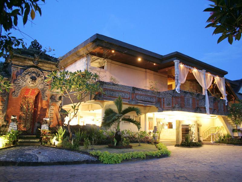 The Alit Hotel Kuta Lombok Buitenkant foto